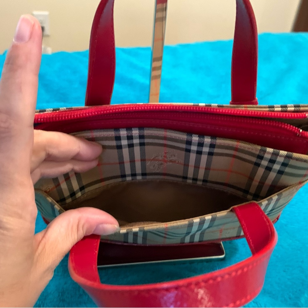 Authentic Burberry Small Zip Tote - image 7